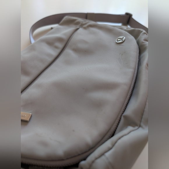 Lululemon All Night Festival Bag Zip Top Seal Grey - Picture 16 of 16